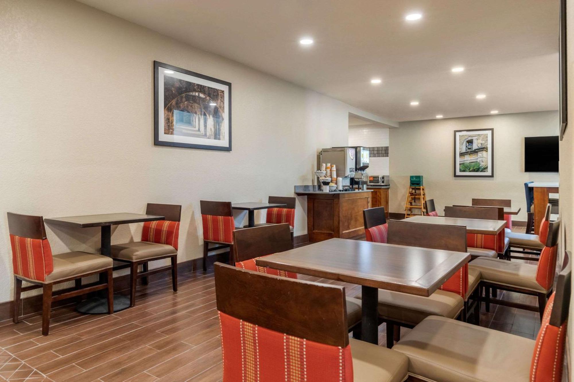 Comfort Suites San Antonio Airport North Exterior foto